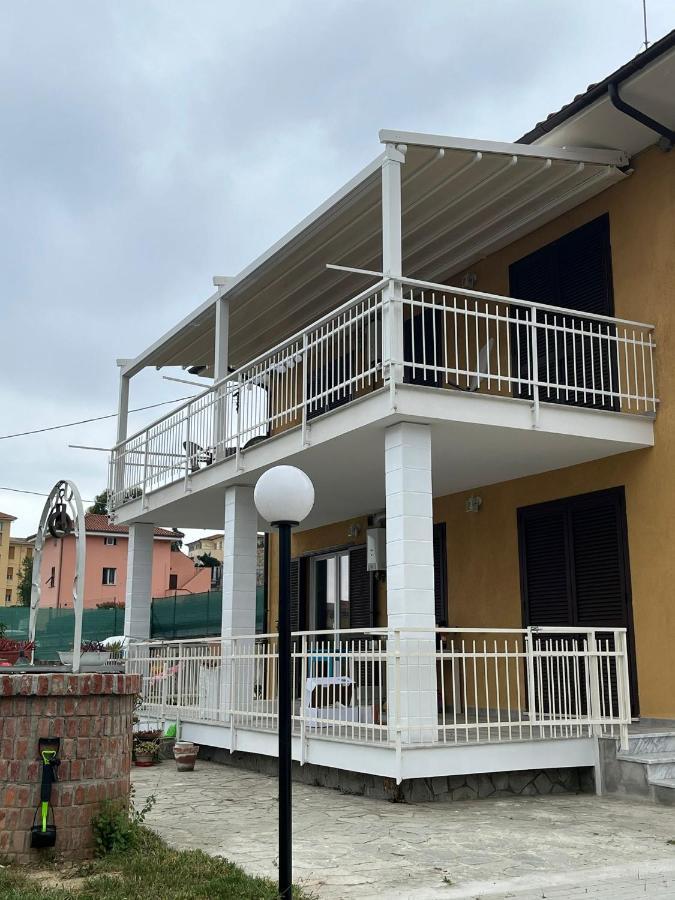 Il Gattino Di Porto - Apt 5 - Bilocale Terrazzo Piscina Империа Екстериор снимка